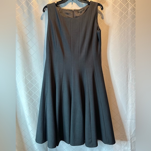 Grey Sleeveless Flared Jessica Dress - Picture 2 of 10